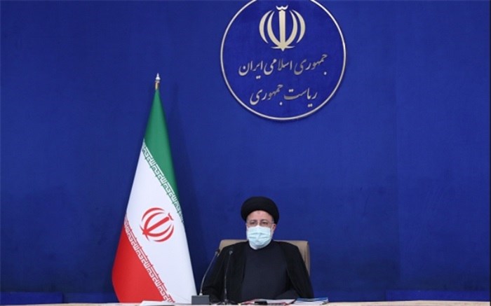 رئیسی: مسائل مالی و معیشتی معلمان باید حل شود