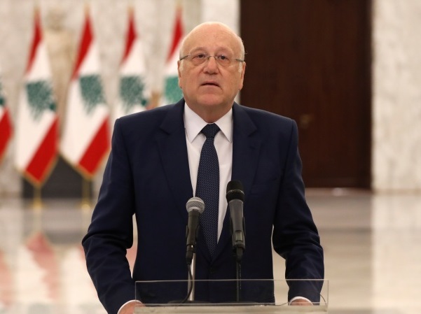 ورود سوخت ایران به لبنان و خروج عجولانه سفیر سعودی از بیروت؛ روابط دولت جدید لبنان با کشورهای منطقه چگونه خواهد بود؟