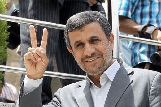 انتقاد شدید احمدی‌نژاد از نظام تصمیم گیری در کشور/ برخی می خواهند ایران را ژاپن اسلامی کنند!
