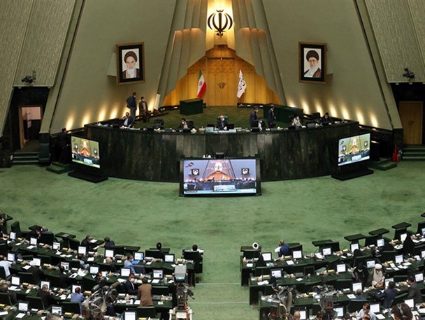 افزايش كرسي‌هاي پارلمان و وزارتخانه‌هاي دولت