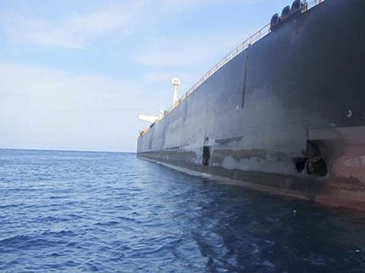 تلاش آمریکا برای سرقت نفت ایران با تلاش نیروی دریایی سپاه ناکام ماند