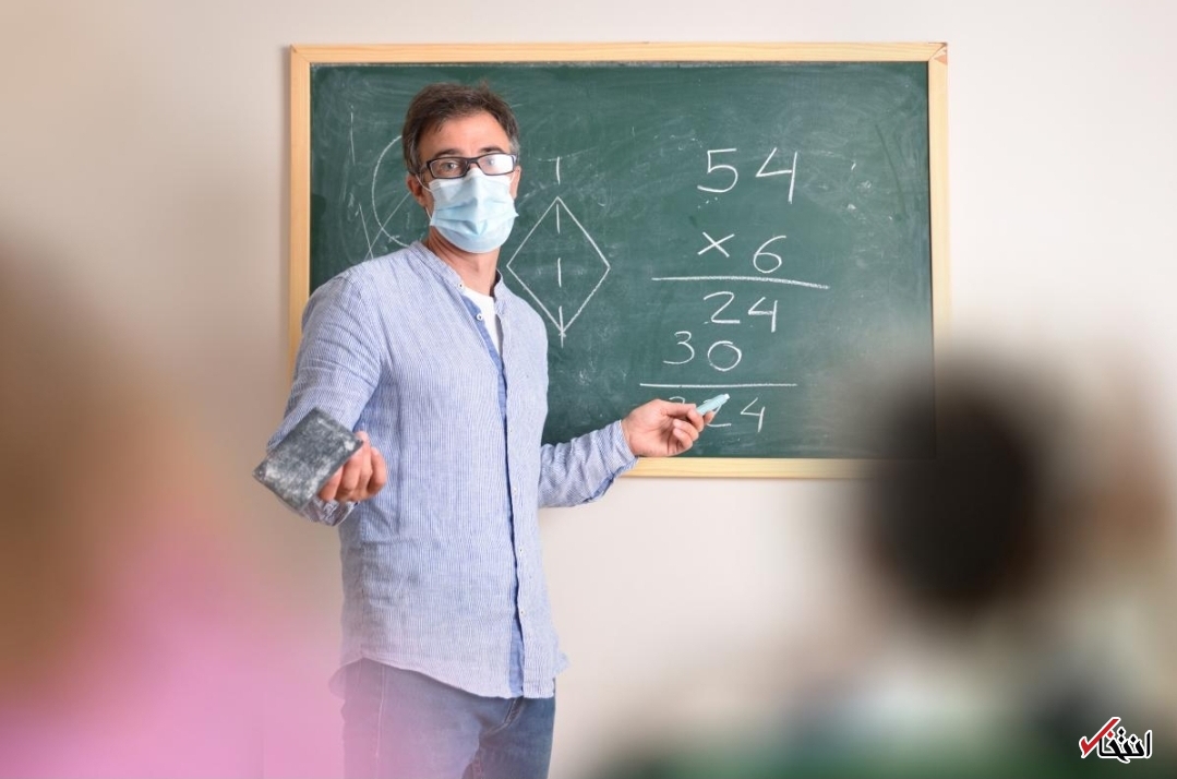 شش معلم قضاوت می کنند که در کلاس ماسک نمی زنند