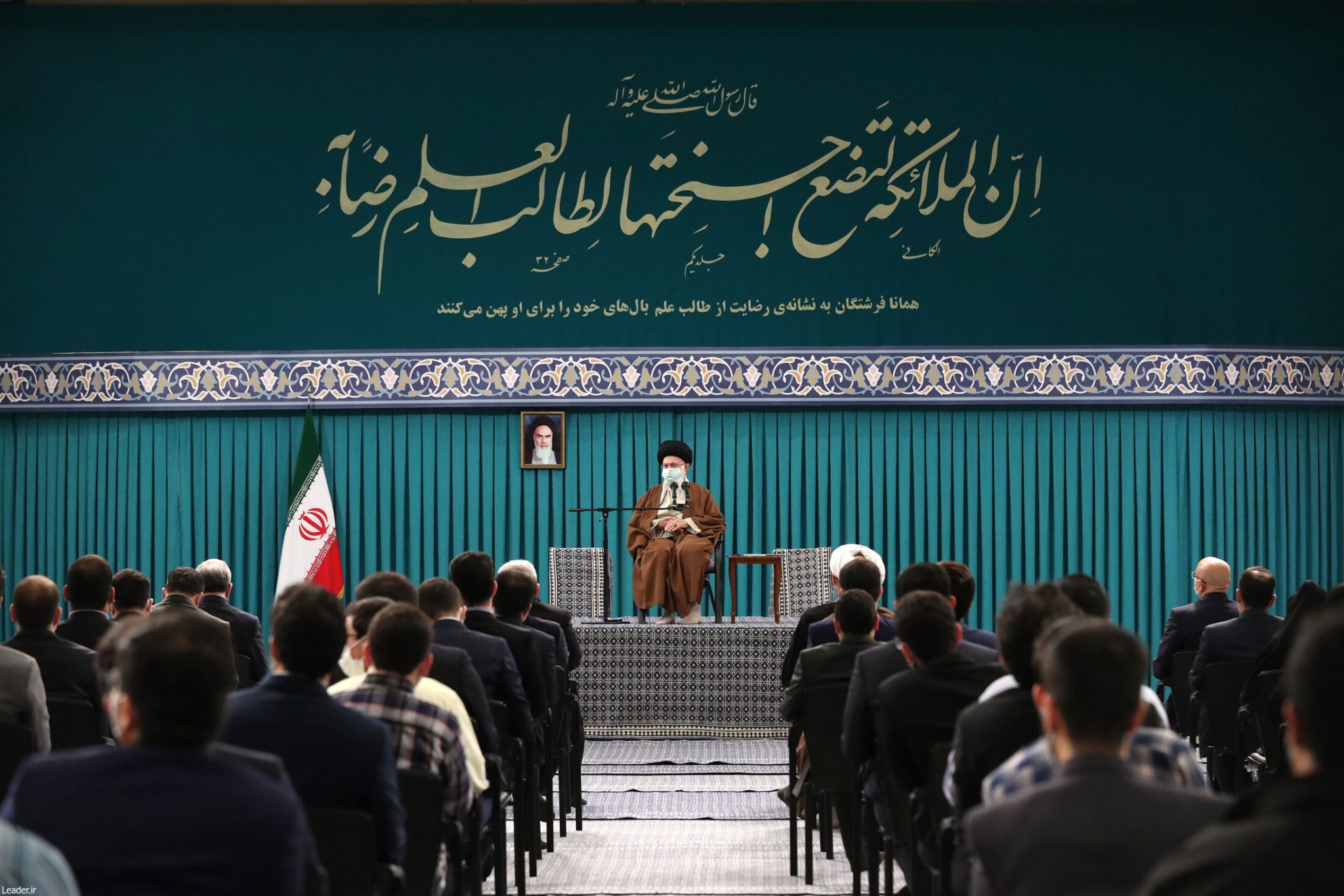 رهبر انقلاب اسلامی خطاب به نخبگان: نخبگی یک نعمت الهی است