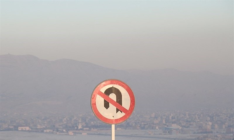 هشدار وزارت بهداشت درباره آلودگی شدید هوای تهران: اوضاع آن‌قدر خراب است که باید نسبت به یک تصمیم عاجل اقدام کنیم