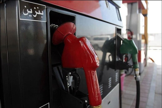 کیهان: در دولت احمدی نژاد قیمت بنزین از 80 تن به 700 تن افزایش یافت.