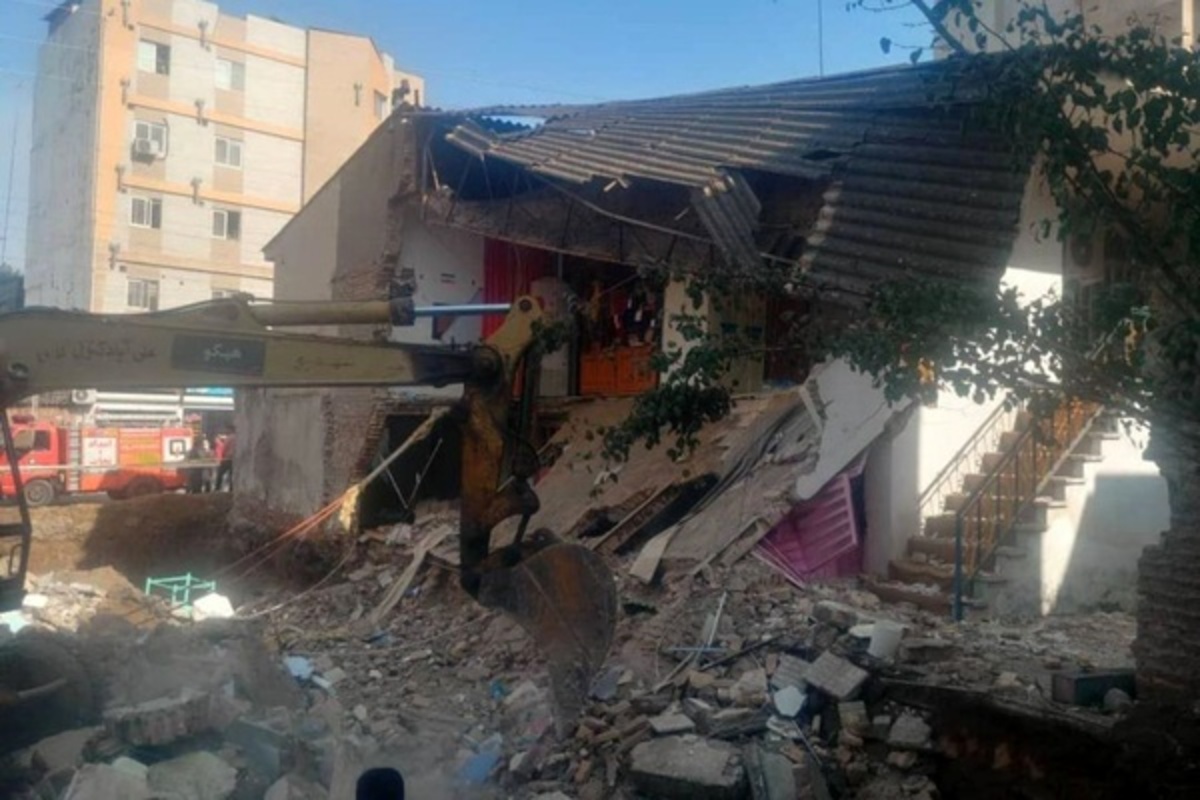 ریزش آوار بر روی ساختمان مدرسه در گلستان / ۷ دانش آموز و ۳ معلم مجروح شدند