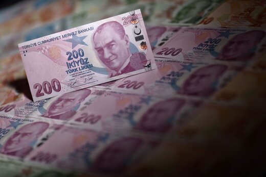 ادامه سقوط آزاد پوند/ در ترکیه چه می گذرد؟
