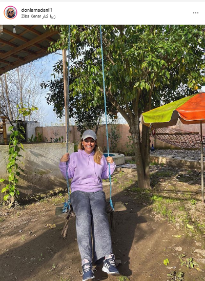 هودی و شلوار خانم بازیگر در زیبا کنار + عکس