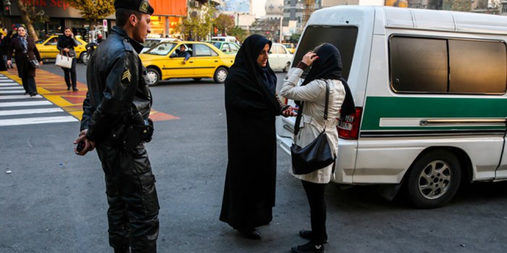 اصرار در عصباني كردن مردم به هر قيمت