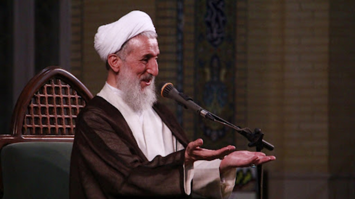 امام جمعه تهران: با وجود افزایش قیمت دلار، وضعیت مردم بهتر شده!