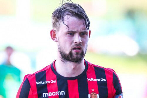 آقای گل ایسلند مورد توجه باشگاه پرسپولیس