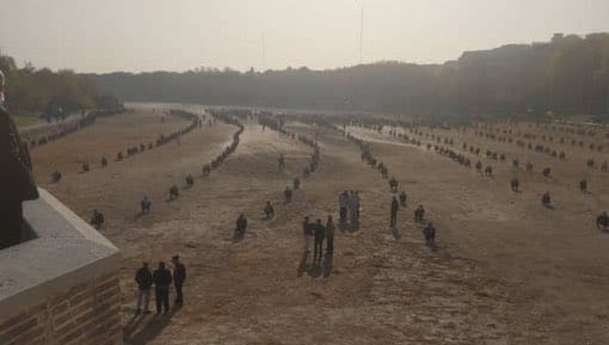 اینکه با مرم اصفهان برخورد شود و سپس واقعیت را وارونه جلوه می‌دهند صادقانه نیست