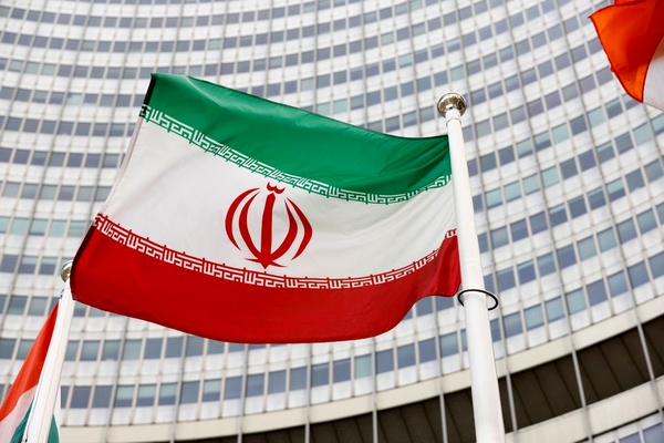 آمریکا در حال کار بر روی ایده توافق موقت با ایران است