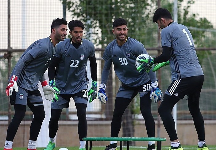 سورپرایز بزرگ فرهاد مجیدی برای دربی ؟ آرامش عجیب این ستاره استقلال سورپرایز بزرگ فرهاد مجیدی برای دربی ؟ آرامش عجیب این ستاره استقلال