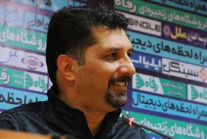 مرد پرسپولیسی : بیایند توضیح بدهند شاید ما اشتباه می کنیم