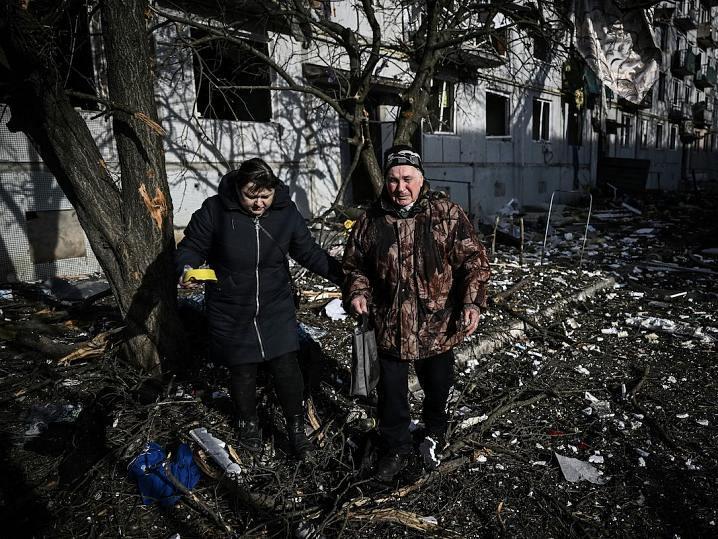 آواره شدن ۱۰ میلیون اوکراینی از زمان آغاز جنگ / زلنسکی مذاکرات با روسیه را مثبت خواند