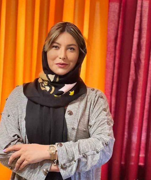 تیپ ساده و مدلینگ فریبا نادری + عکس