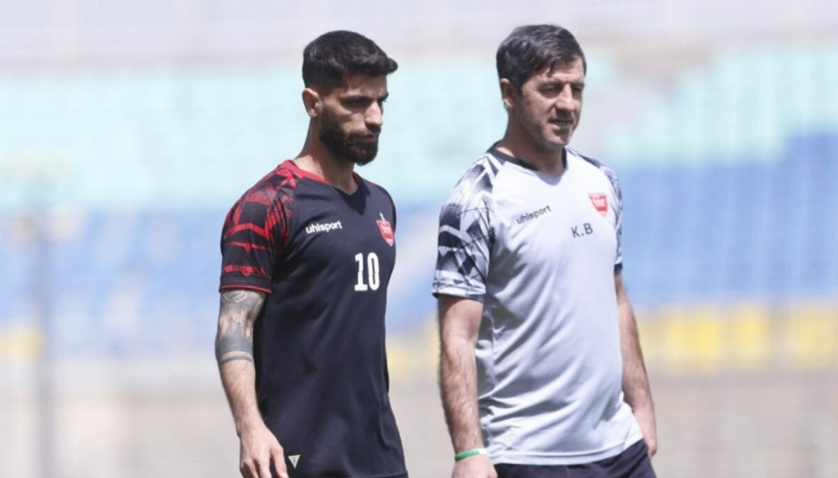 تذکر جدی یحیی گلمحمدی به ستاره ملی پوش پرسپولیس تذکر جدی یحیی گلمحمدی به ستاره ملی پوش پرسپولیس