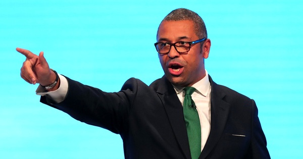 وزیر خارجه انگلیس:به اعمال فشار علیه ایران، نه در حرف بلکه در عمل ادامه میدهیم وزیر خارجه انگلیس:به اعمال فشار علیه ایران، نه در حرف بلکه در عمل ادامه میدهیم