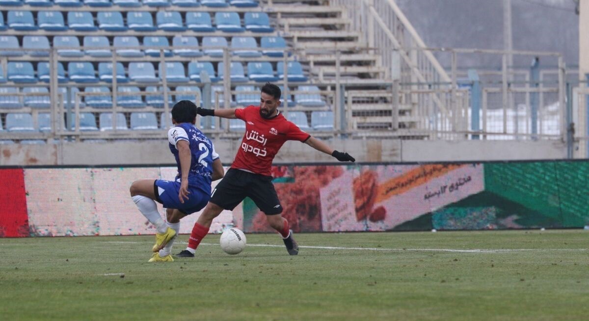 مقصر اصلی شکست استقلال مقابل تراکتور را بشناسید