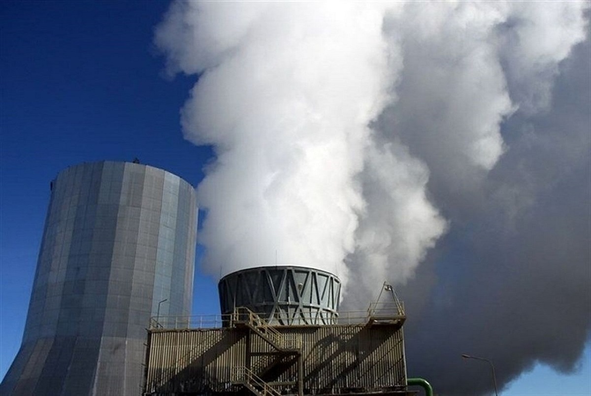 از بین 16 نیروگاه بخاری در کشور 14 نیروگاه مازوت سوزی دارند