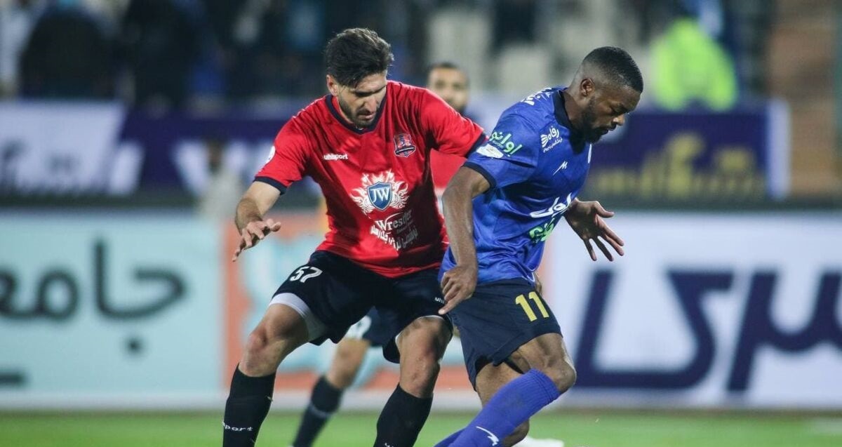 پارگی رباط صلیبی مدافع استقلالی