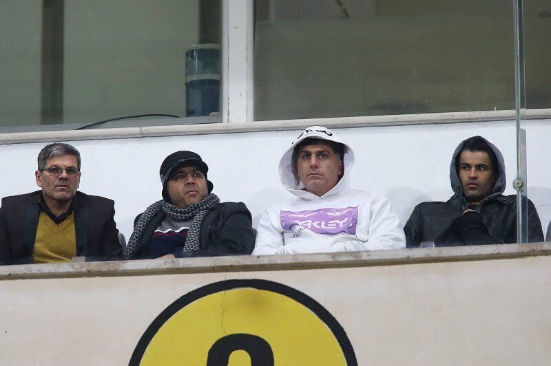 خرید جدید پرسپولیس تماشاگر بازی تیم یحیی خرید جدید پرسپولیس تماشاگر بازی تیم یحیی