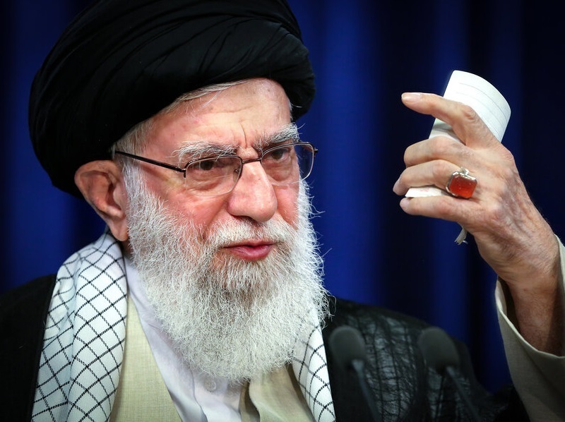 در قضایای اخیر، در دلم به مهندسی خوب دشمن «آفرین» گفتم / نقشه دشمن، جامع اما محاسبه آنها غلط بود / وضعیت اقتصادی کشور خوب نیست؛ این مشکل زمینهای بود که از آن استفاده کنند در قضایای اخیر، در دلم به مهندسی خوب دشمن «آفرین» گفتم / نقشه دشمن، جامع اما محاسبه آنها غلط بود / وضعیت اقتصادی کشور خوب نیست؛ این مشکل زمینهای بود که از آن استفاده کنند