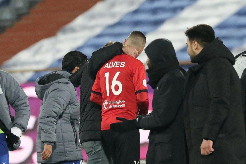 گزینه نقل و انتقالاتی استقلال در آغوش ساپینتو