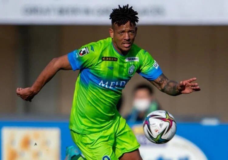 مهاجم مدنظر یحیی و پرسپولیس از ژاپن می آید!