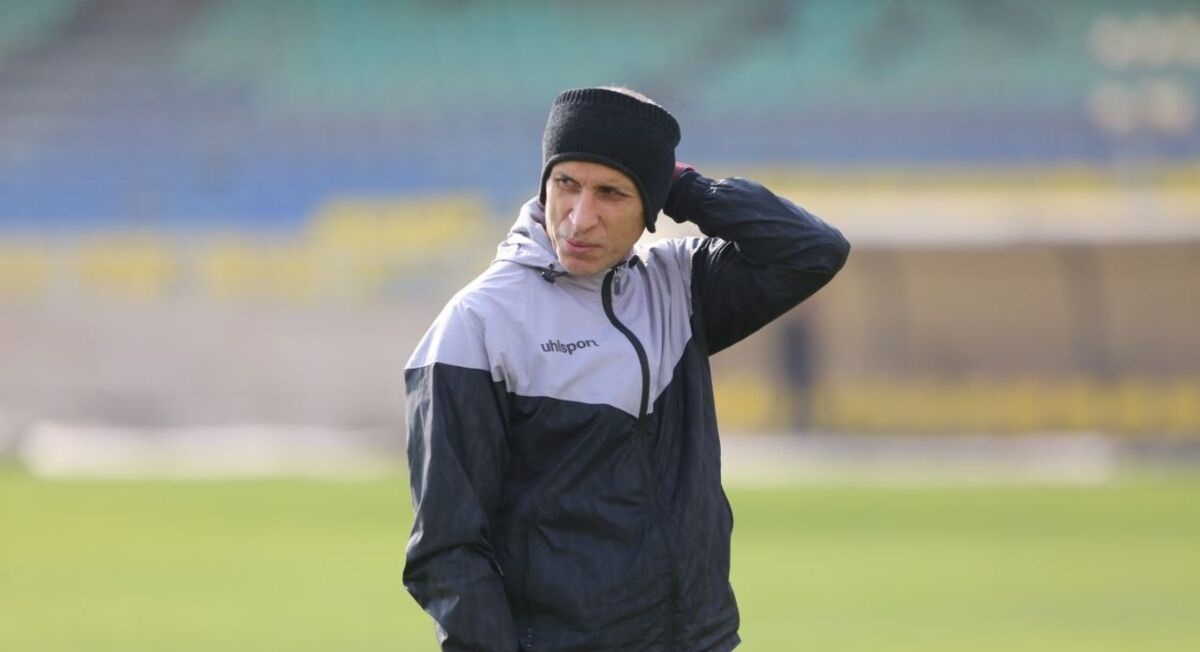 تلاش مجری تلویزیونی برای آشتی کنان با یحیی گل محمدی!