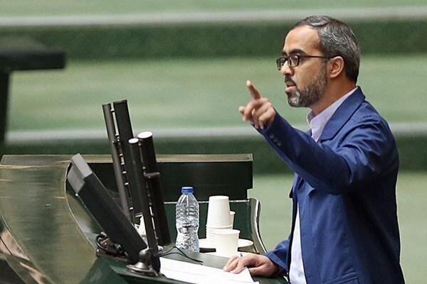 ایزدخواه، نماینده تهران: در شروع دولت سیزدهم قیمت دلار ۲۶ هزار تومان و امروز ۳۹ هزار تومان است؛ یعنی افزایش قریب به ۵۰ درصد / قدرت پول ملی کشور جنگ زده سوریه ۸ برابر از ما بیشتر است