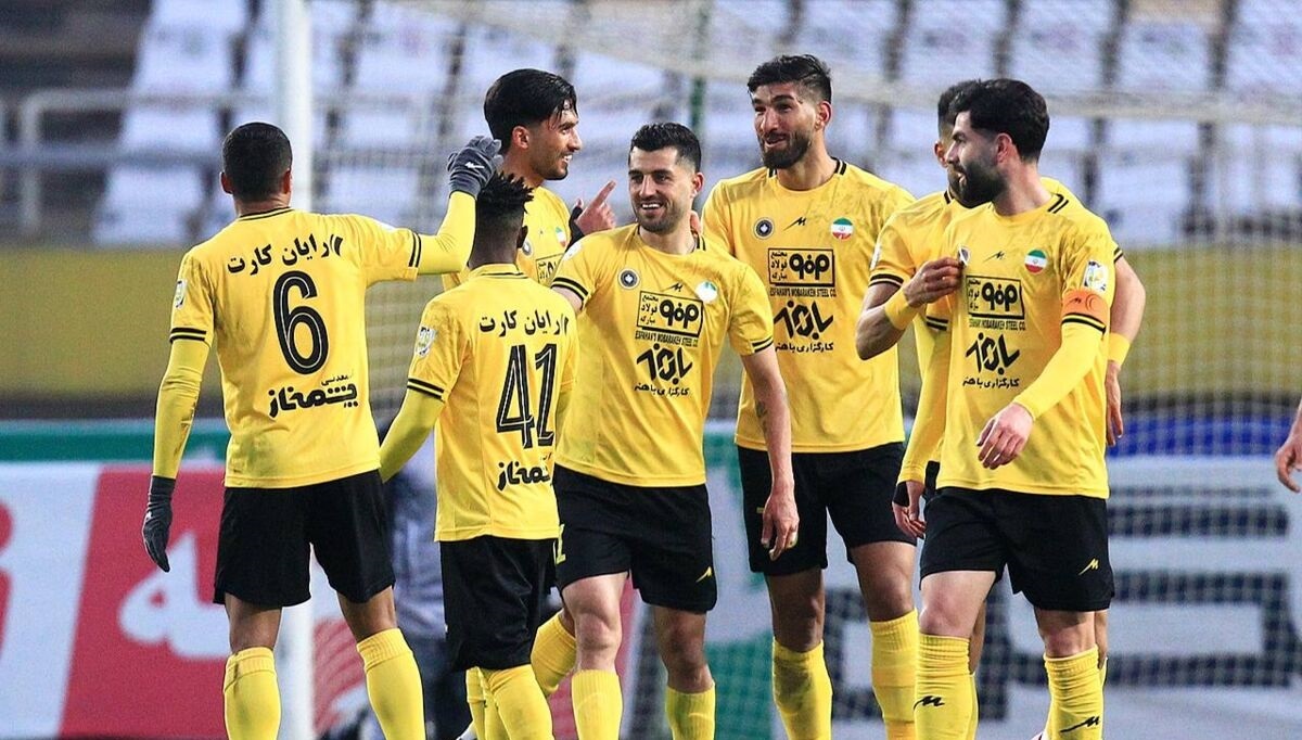 مشتری جدید گزینه استقلال و پرسپولیس مشتری جدید گزینه استقلال و پرسپولیس