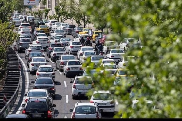 وضعیت ترافیکی بزرگراه‌های پایتخت امروز ۱۱ بهمن ۱۴۰۱/ تردد موتورسواران ممنوع