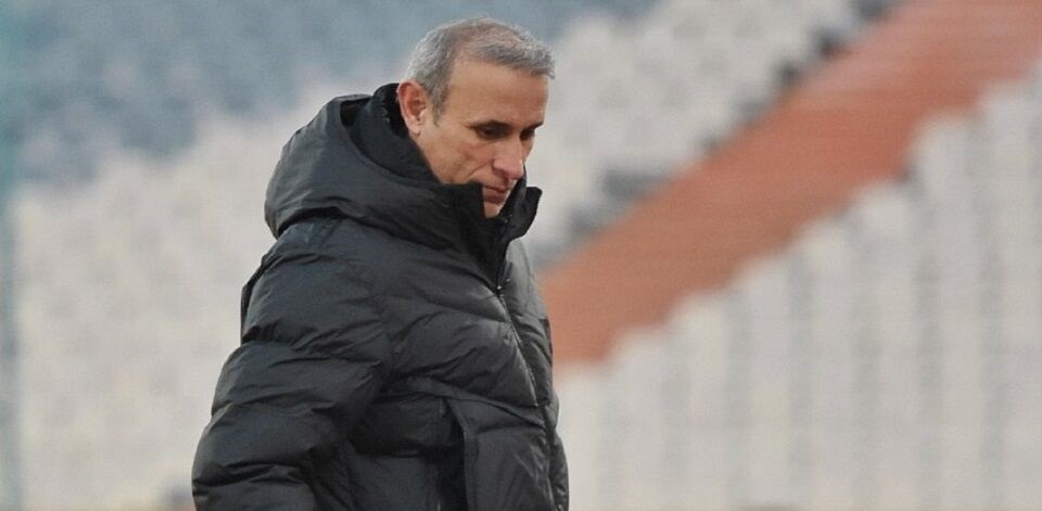 تونل وحشت استقلالیها برای سرمربی پرسپولیس! تونل وحشت استقلالیها برای سرمربی پرسپولیس!