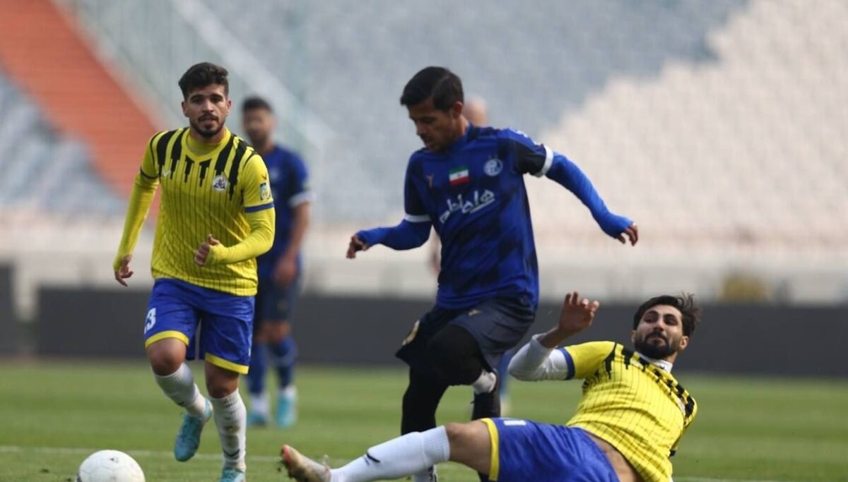 نفت به دنبال شکست طلسم استقلال