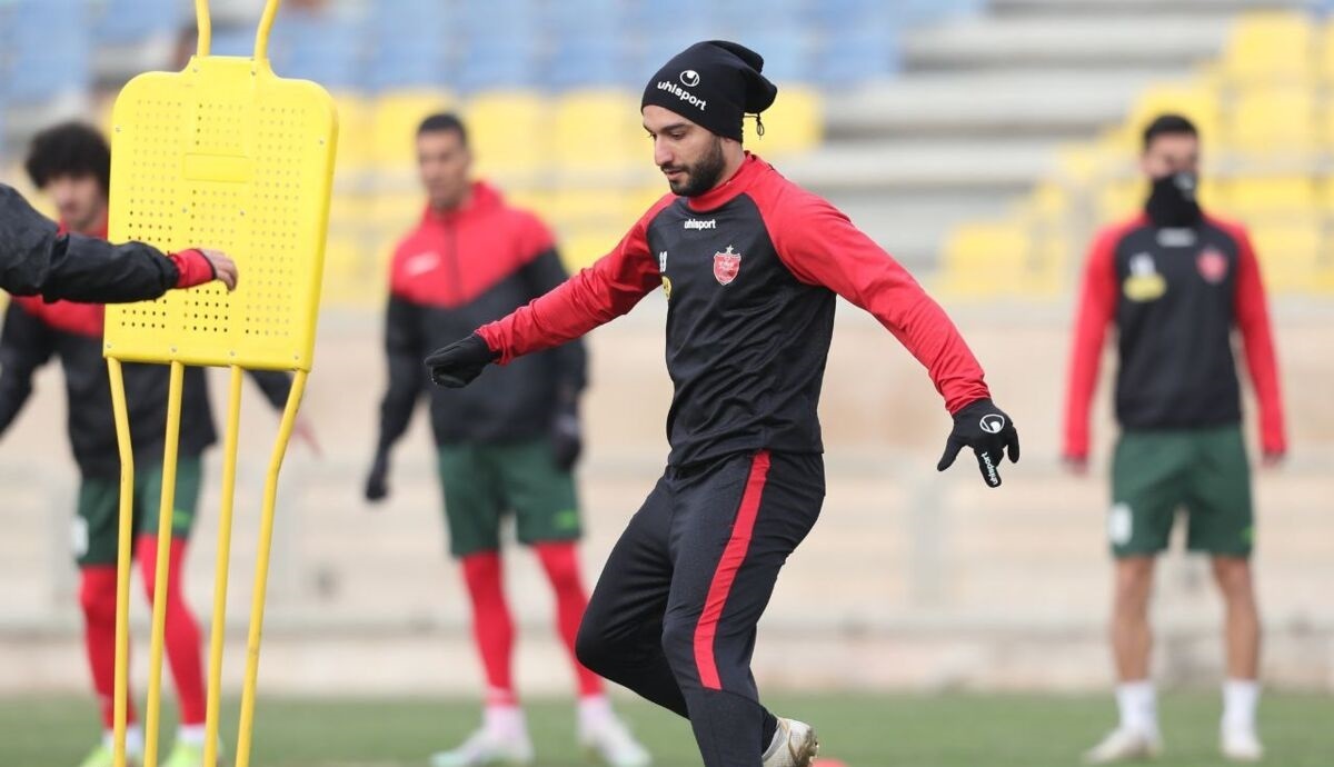 ستاره پرسپولیس پیشنهاد استقلال را رد کرد