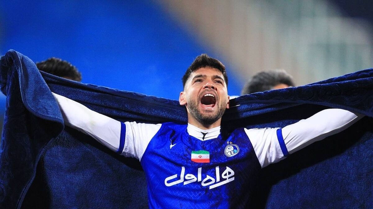 خط قرمز ساپینتو دور نام ستاره استقلال؟