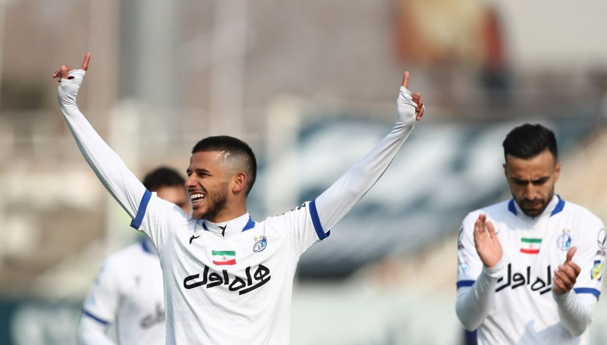 گلزن استقلال در تک‌به‌تک‌ها ناکام است