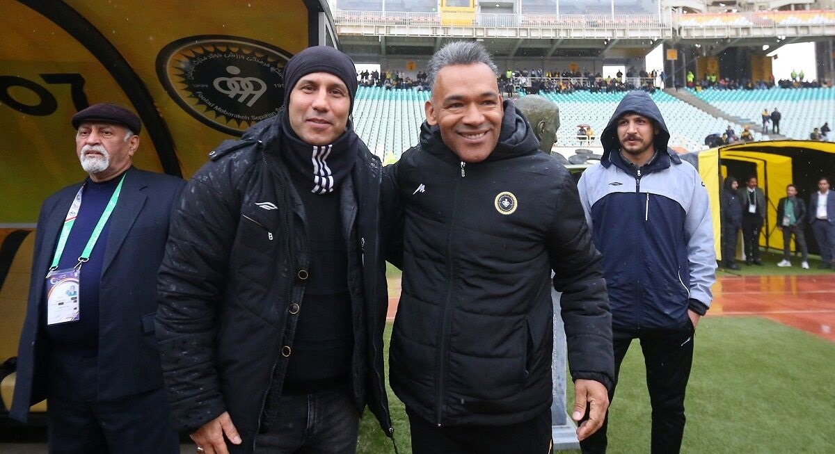 سرمربی پرسپولیسی در آستانه اخراج سرمربی پرسپولیسی در آستانه اخراج