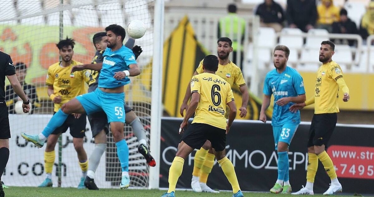 اقدام خبرساز سپاهانی ها مقابل زنیت اقدام خبرساز سپاهانی ها مقابل زنیت