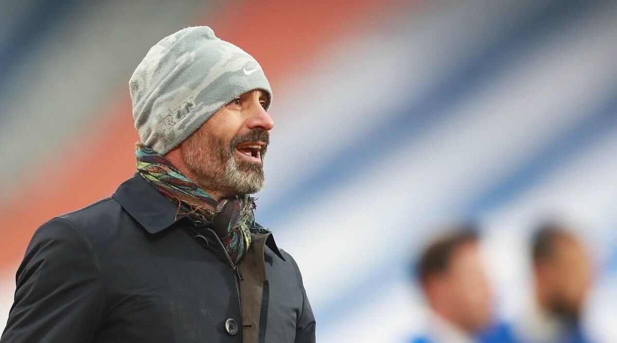 هواداران پرسپولیس به سیم آخر زدند ؛ حمله به سرمربی اسپانیایی تراکتور