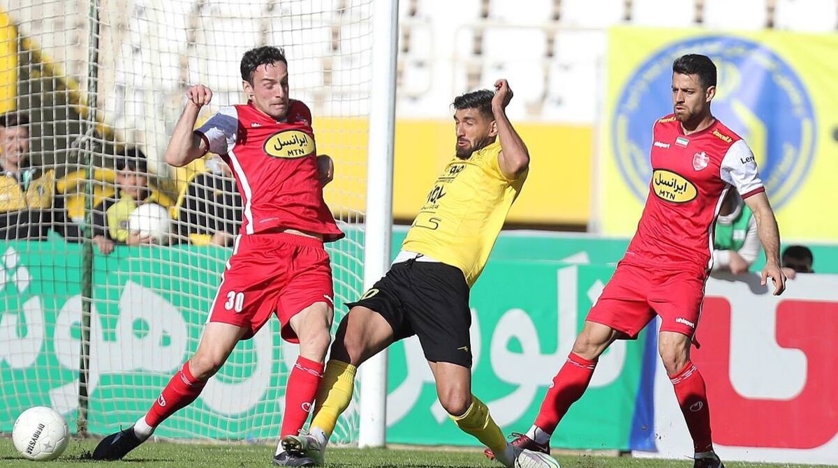 جنگ سپاهان و پرسپولیس ادامه دارد جنگ سپاهان و پرسپولیس ادامه دارد