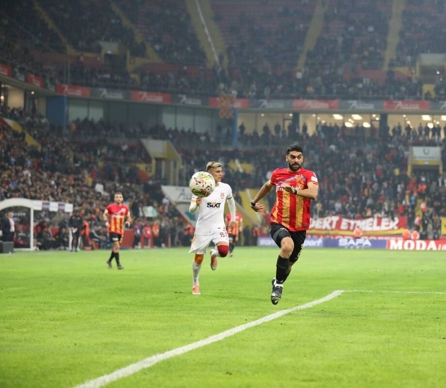 مصدومیت دوباره ستاره استقلالی کار دستش داد