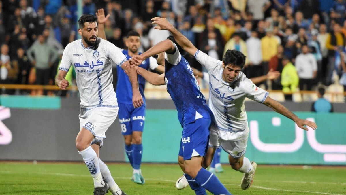 بیانیه تند گل گهر علیه استقلال