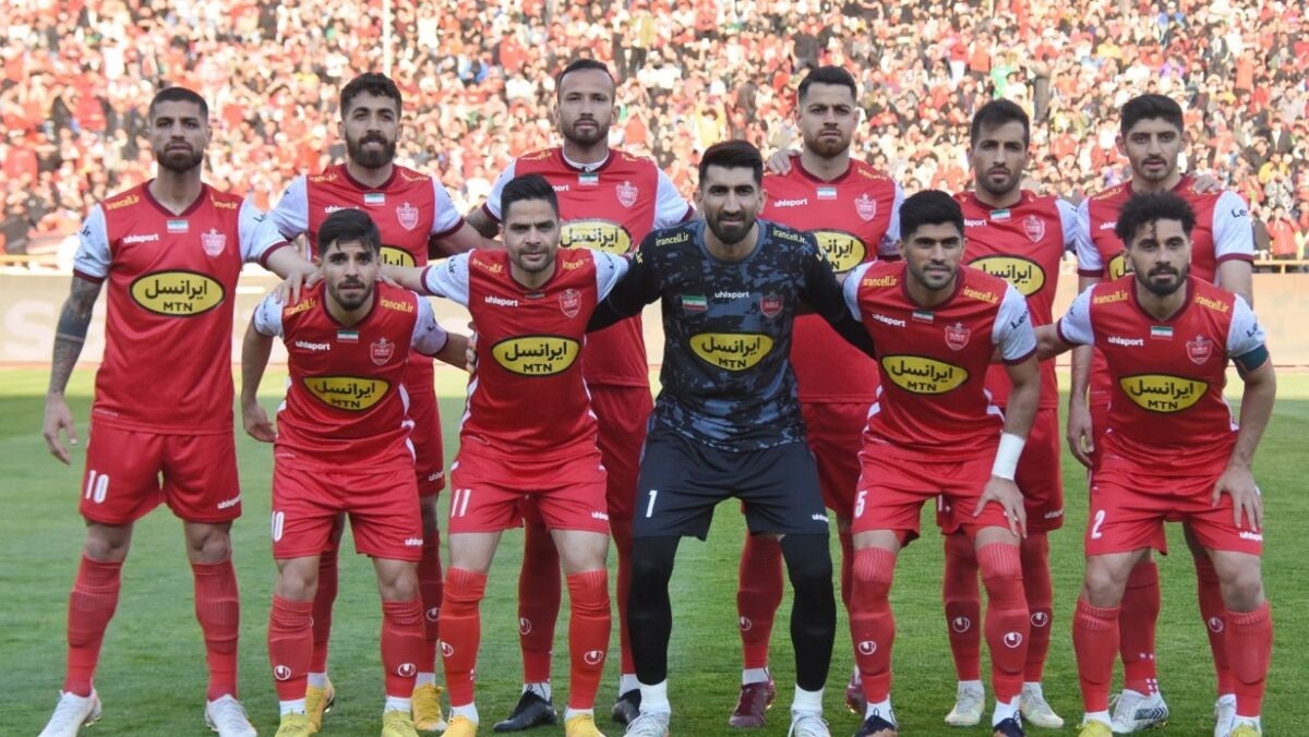 رفتار عجیب هواداران پرسپولیس پس از باخت رفتار عجیب هواداران پرسپولیس پس از باخت