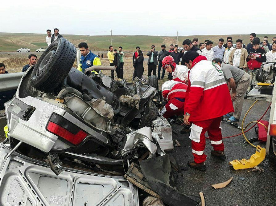 پلیس: در ۴ روز اول سفر‌های نوروزی ۱۷۶ نفر فوت کردند / ۴ هزار تن هم مجروح شدند / در این مدت ۱۸ هزار تصادف خسارتی و ۳ هزار تصادف جرحی داشته‌ایم / بیشترین تصادفات فوتی در استان‌های خراسان رضوی، فارس، کرمان، سیستان بلوچستان و اصفهان رخ داده