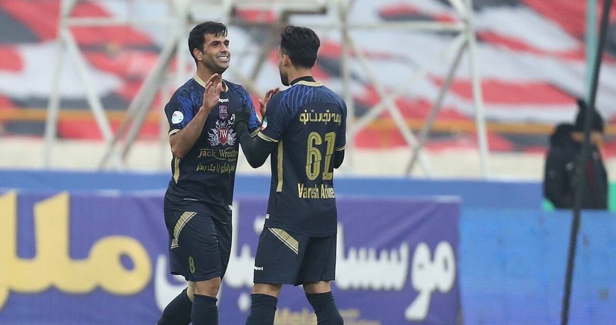 این ستاره متخصص شلیک به استقلال و پرسپولیس