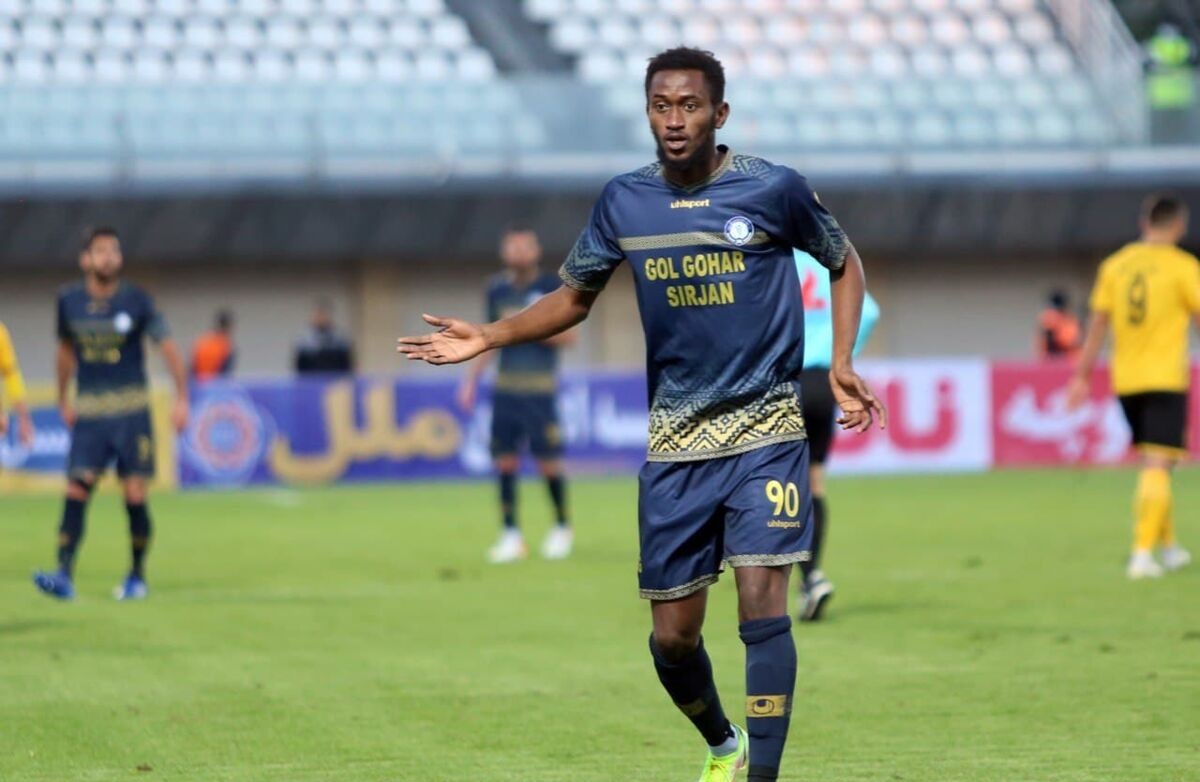 غوغای هواداران پرسپولیس علیه استقلال