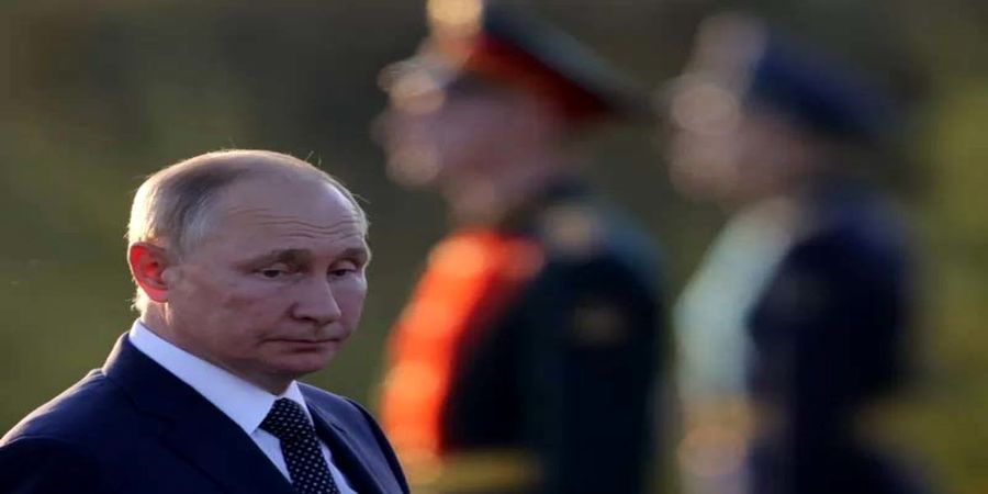چهره جدید پوتین با صورتی پُف کرده/ بیماری او مشخص شد/ چه کسی جانشین رئیس جمهور روسیه می شود؟